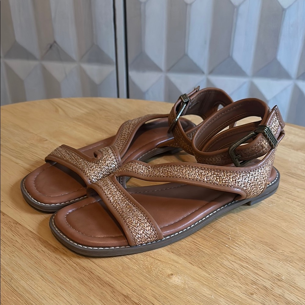 Crown Vintage Sandals